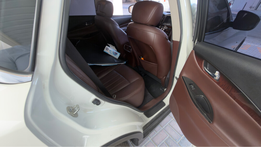 Infiniti QX50 2015 low mileage - 3