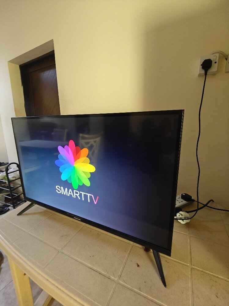 Nakai smart tv 32inche - 7