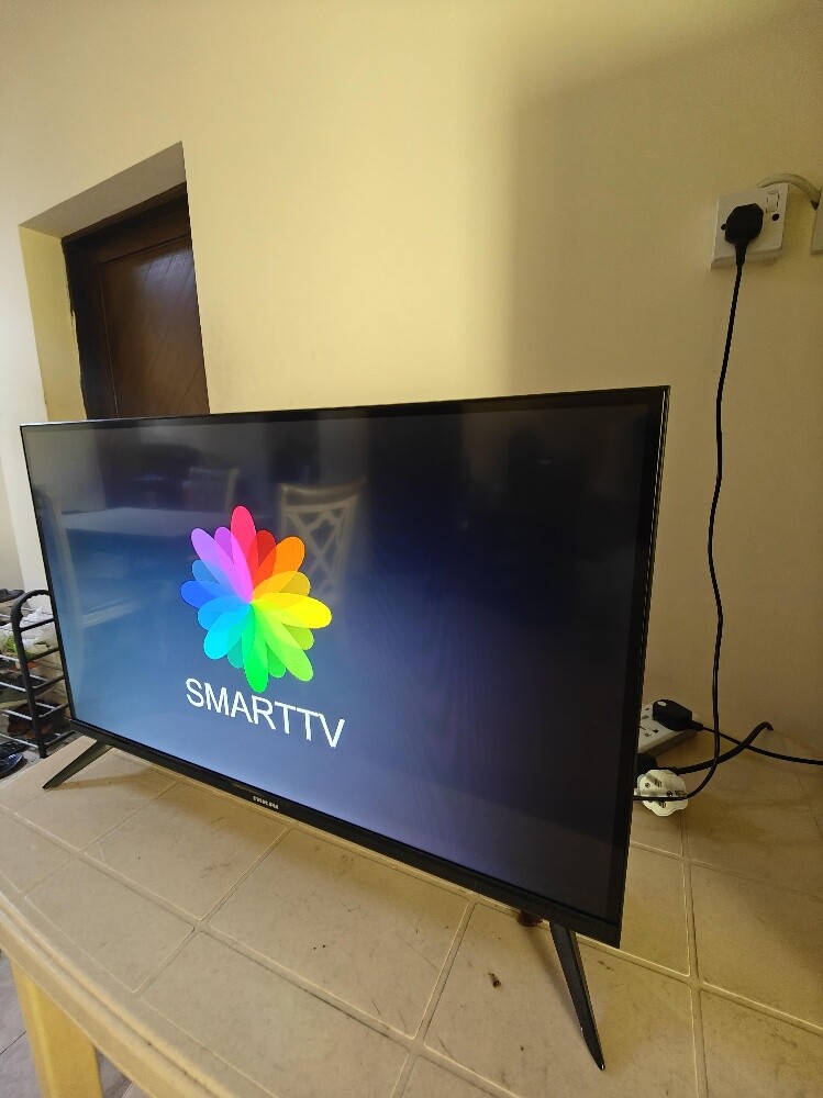 Nakai smart tv 32inche - 1