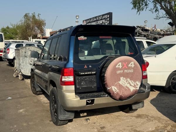 MITSUBISHI PAJERO 2003 - 12