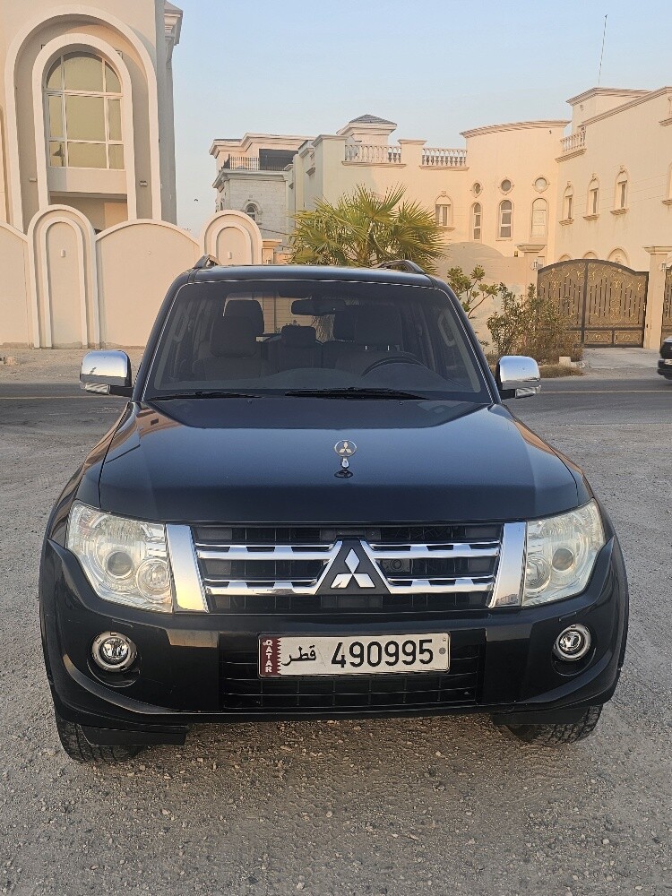 3.5 L Mitsubishi Pajero 2014 - 1