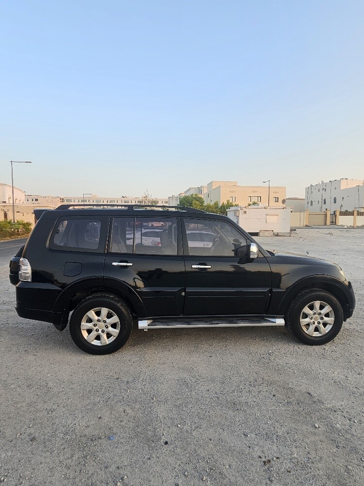 3.5 L Mitsubishi Pajero 2014 - 2