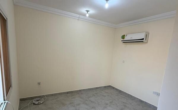 Commercial Villa for Rent -Al Hilal - 7