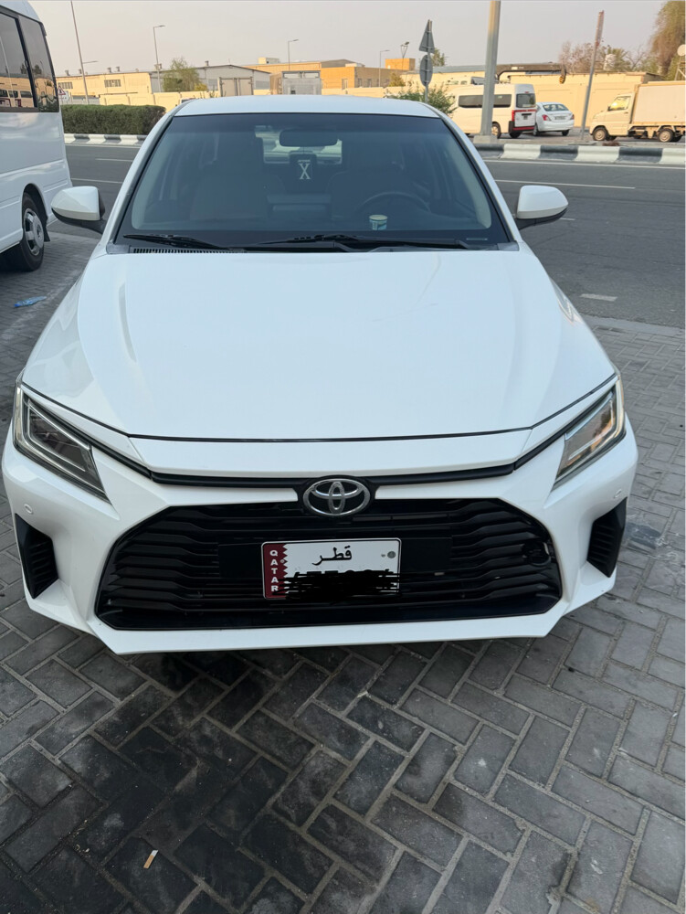 ياريس للبيع السعر 31000 - 1