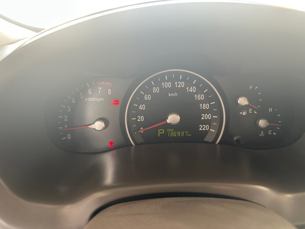 كيا كارنفال - 1