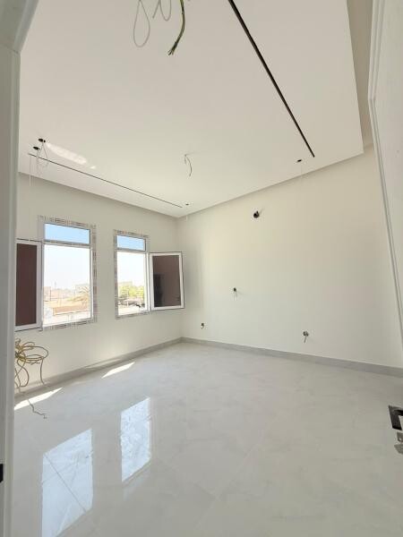 للبيع| فيلا 7غرف | مدينة خليفة - 12