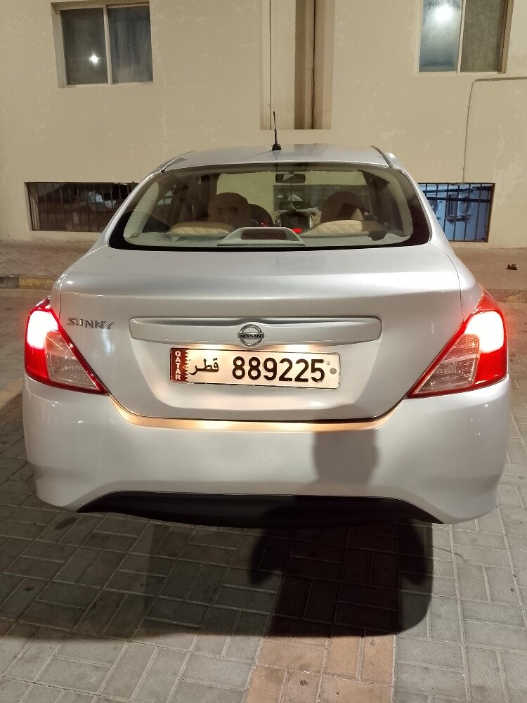 Nissan Sunni 2015 - 2