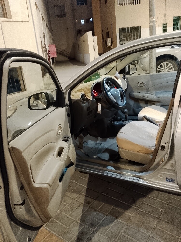 Nissan Sunni 2015 - 3