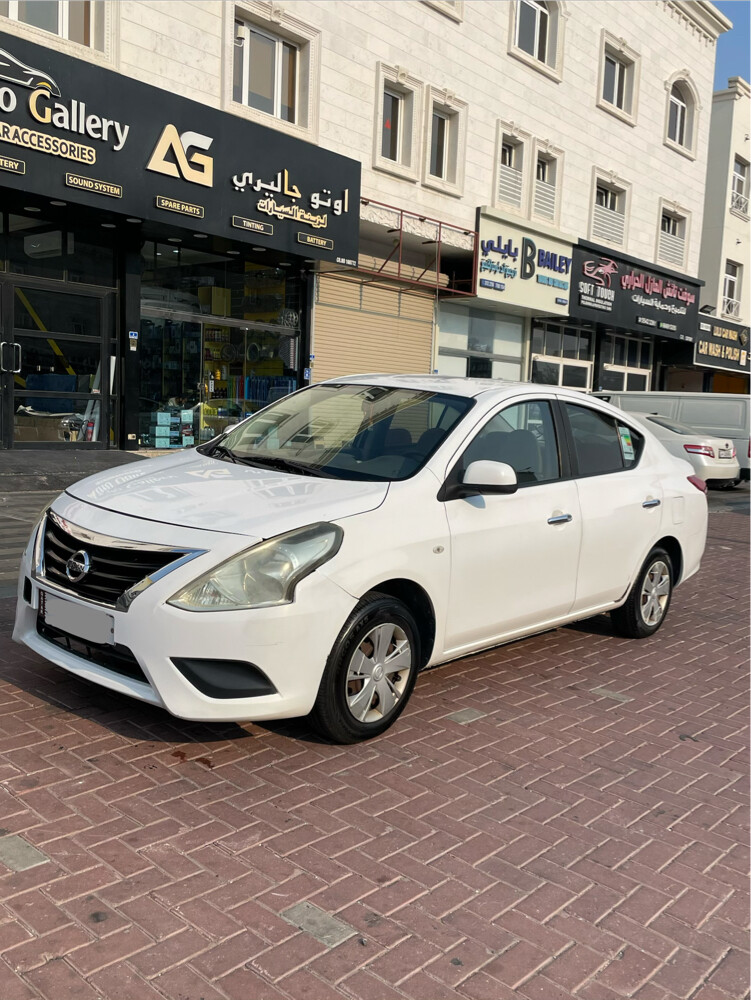 Nissan sunny 2019 - 4