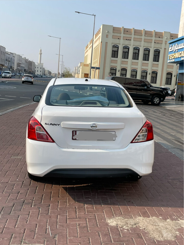 Nissan sunny 2019 - 6