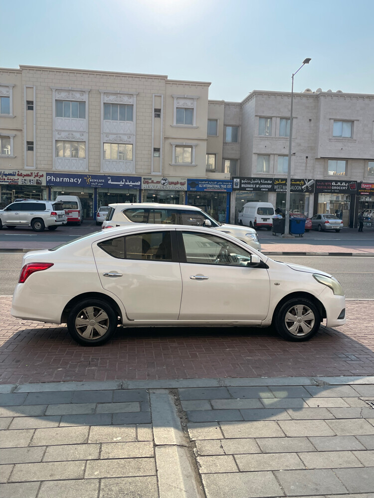 Nissan sunny 2019 - 5