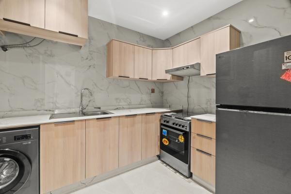 Apartment  in Madinat Khalifa - 12