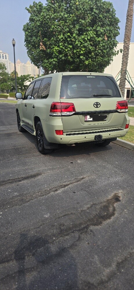 Land Cruiser - 7