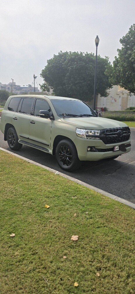Land Cruiser - 1