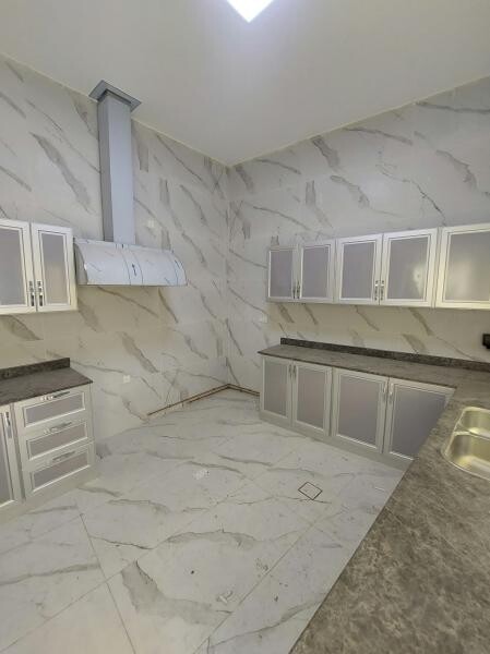 Brand-new villa in Al Kharaitiyat ( - 6