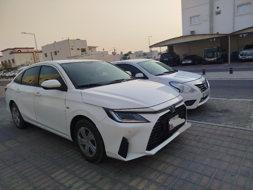 Toyota Yaris 1 .5 - 1