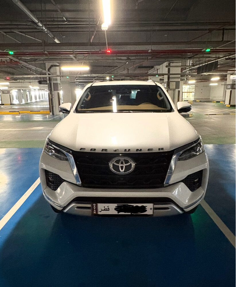 Fortuner 2025 semi-automatic - 2