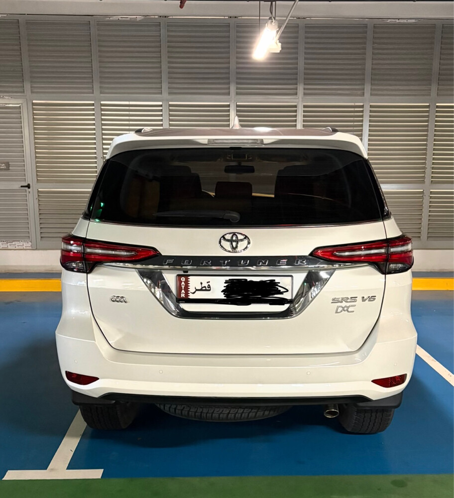 Fortuner 2025 semi-automatic - 4