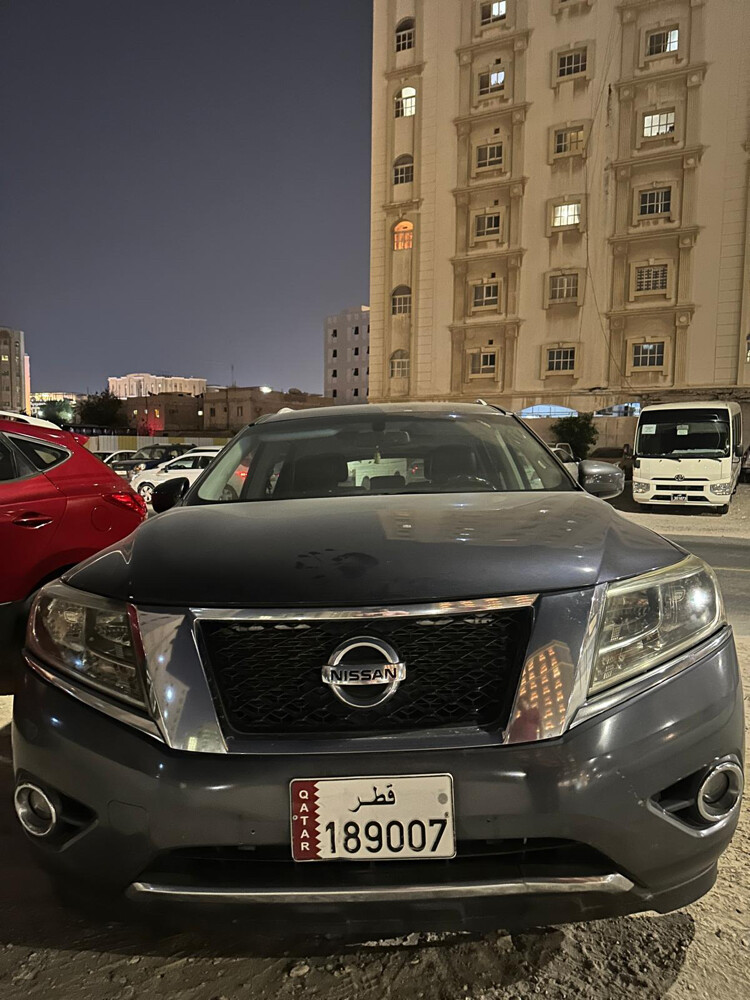 Nissan Pathfinder full option - 7