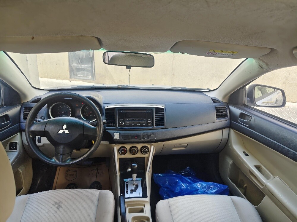 Mitsubishi lancer EX 2017 - 11