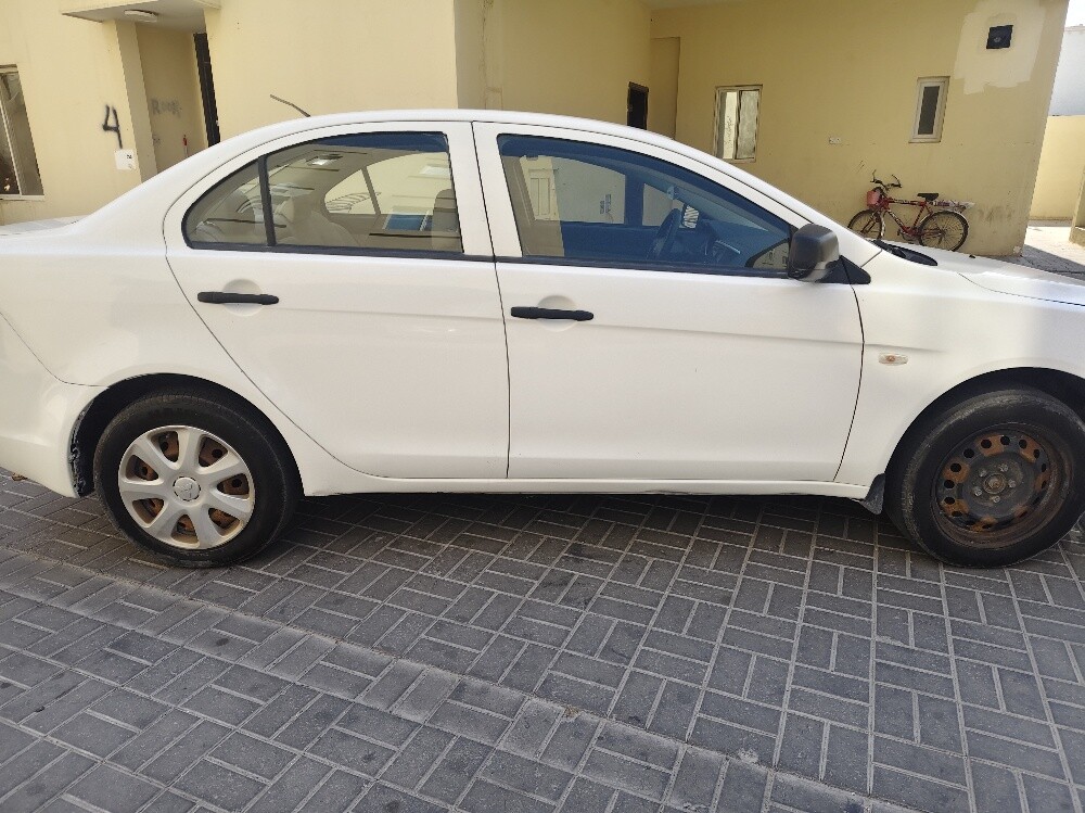 Mitsubishi lancer EX 2017 - 5