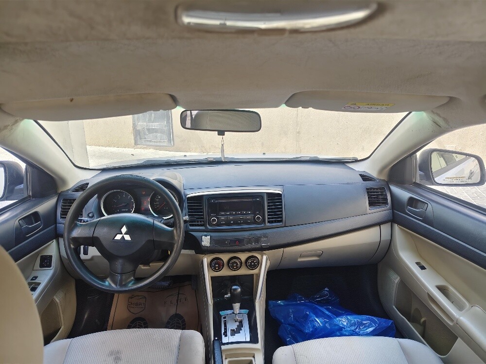 Mitsubishi lancer EX 2017 - 16