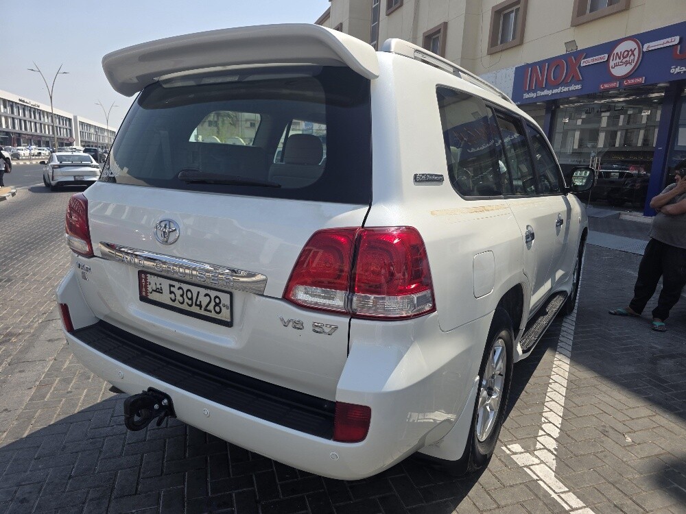 Toyota VXR full option 2011 - 2