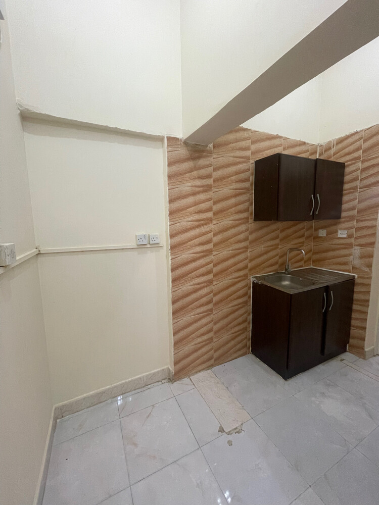 1 bhk @ Ain Khalid ( No Commission  - 3