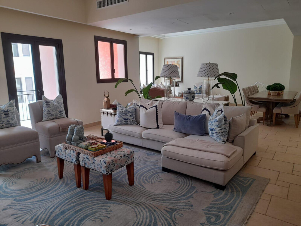 Sofa sectional from The One - 5