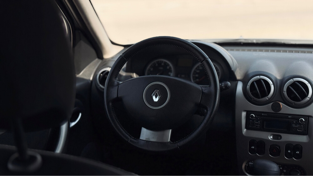 Renault Duster ONLY 30,000 Km drive - 8