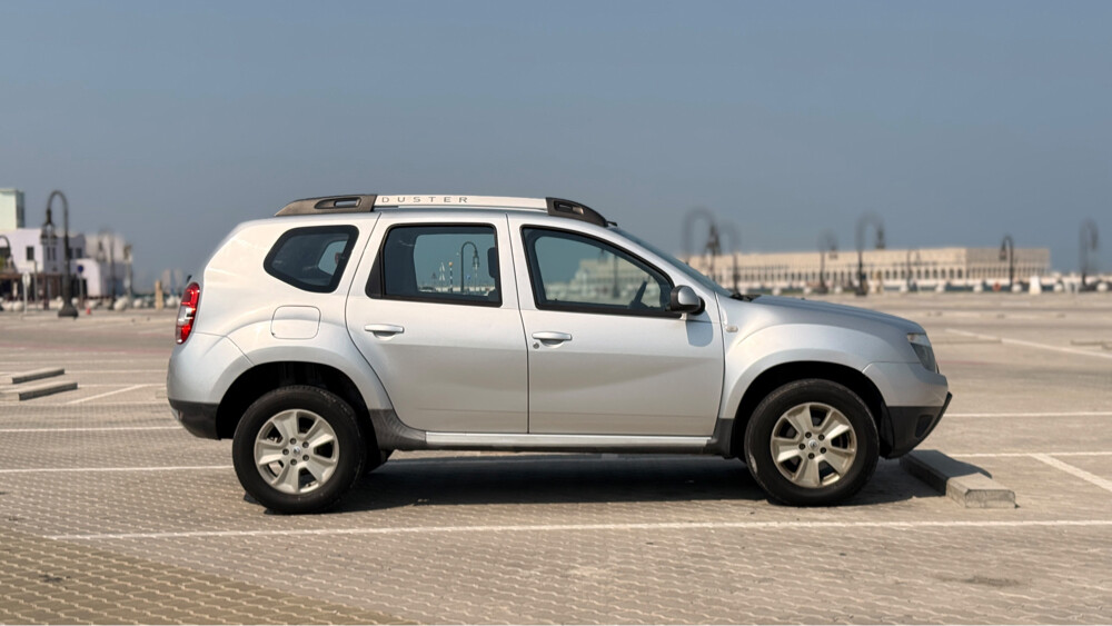 Renault Duster ONLY 30,000 Km drive - 4