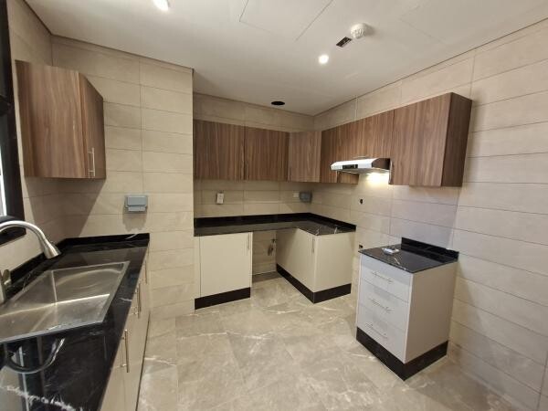 BRAND NEW 2 BHK W/ ELEVATOR | HILAL - 11