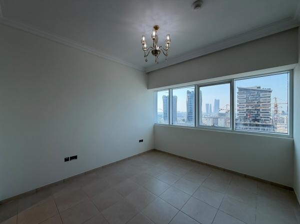 3BHK SEA VIEW | BALCONY | BILLS IN - 9