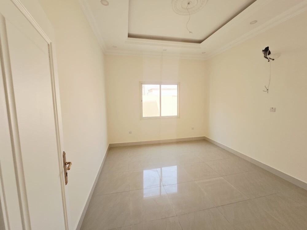 Villa for rent in Umm Abiriyah, opp - 8