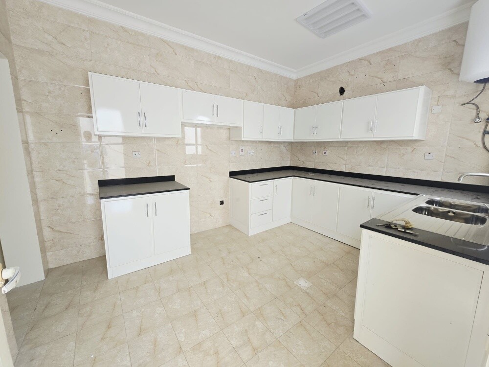 Villa for rent in Umm Abiriyah, opp - 7