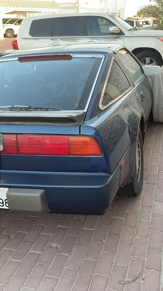 للبيع نيسان زد اكس300 - 2