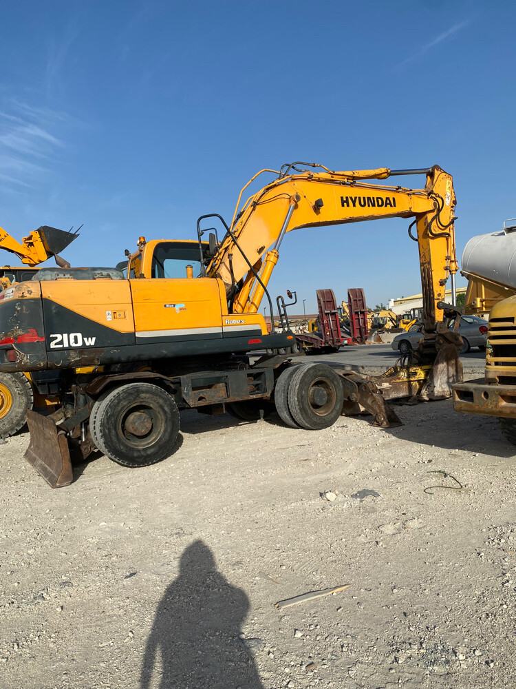Hyundai Excavator 210W 20 Ton(2010) - 5