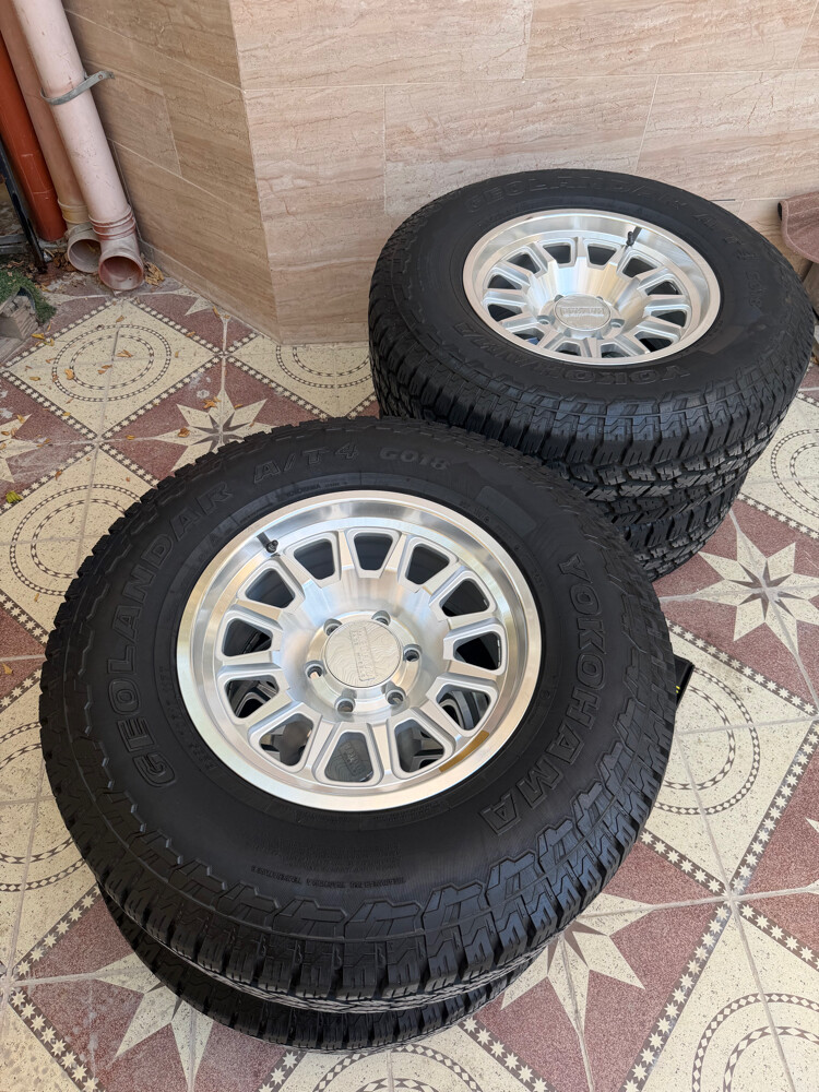 method wheel with tire - 1