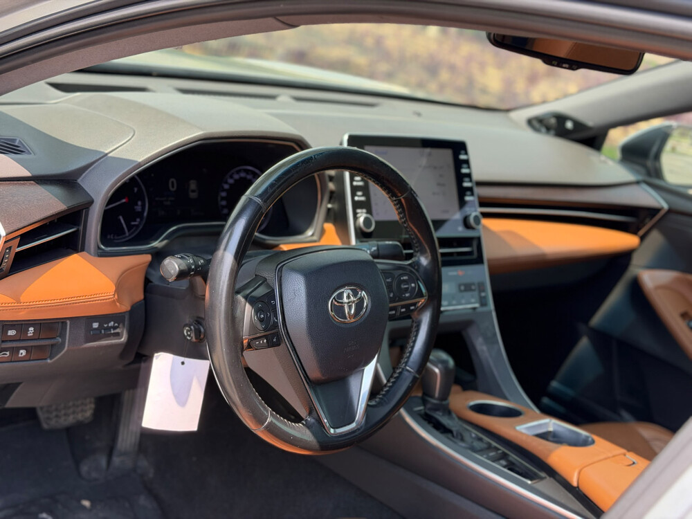 Toyota Avalon Limited  - 11