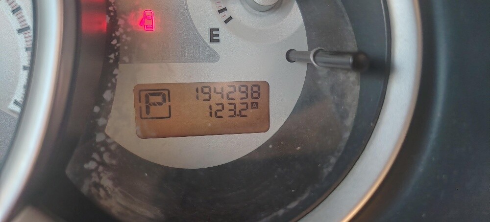 Nissan Tiida - 5