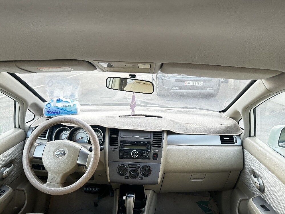 Nissan Tiida - 6