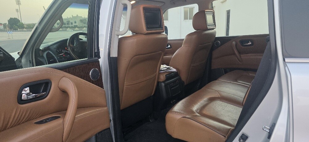 Nissan Patrol 2015 model - 11