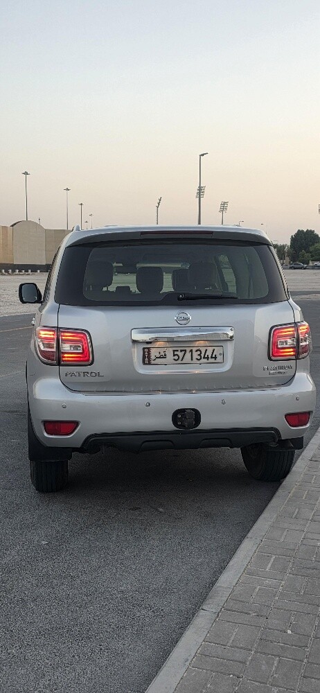 Nissan Patrol 2015 model - 3