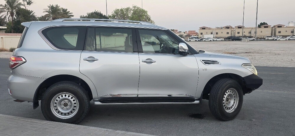 Nissan Patrol 2015 model - 5