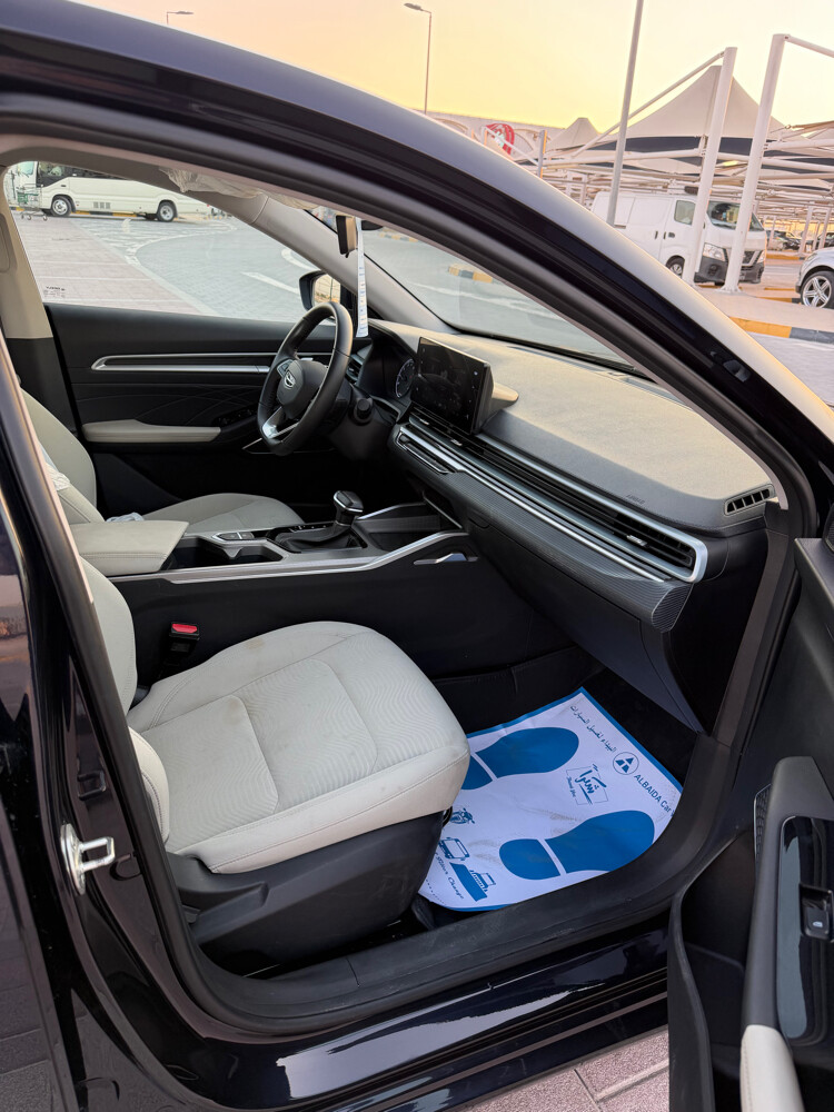 Geely Emgrand 2026 - 2