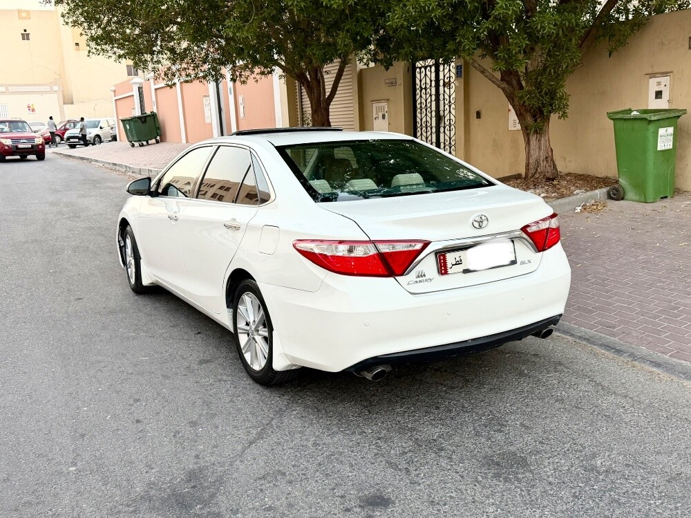 Camry glx 2016 full option - 3