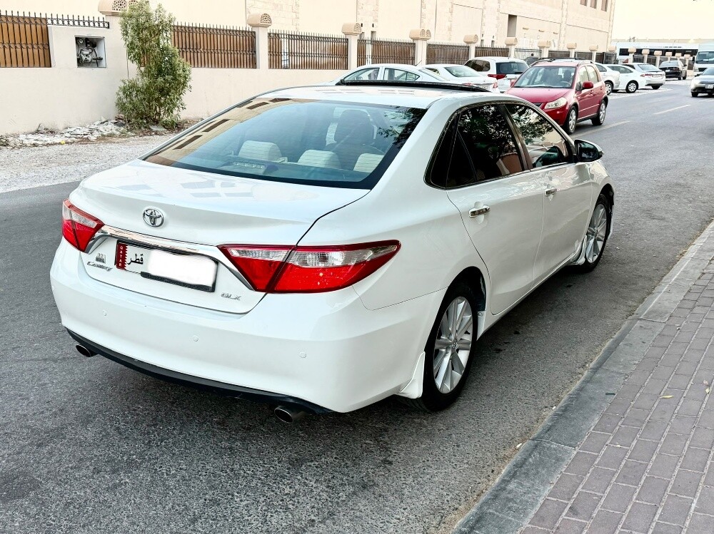 Camry glx 2016 full option - 4