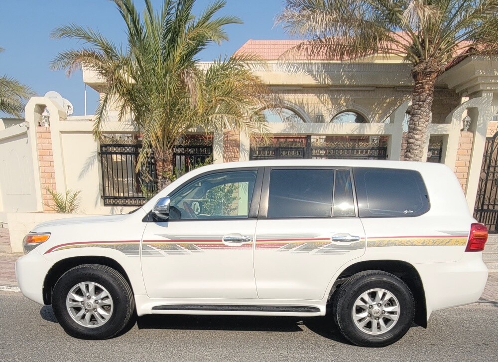 Land Cruiser GXR V8 2012 - 6