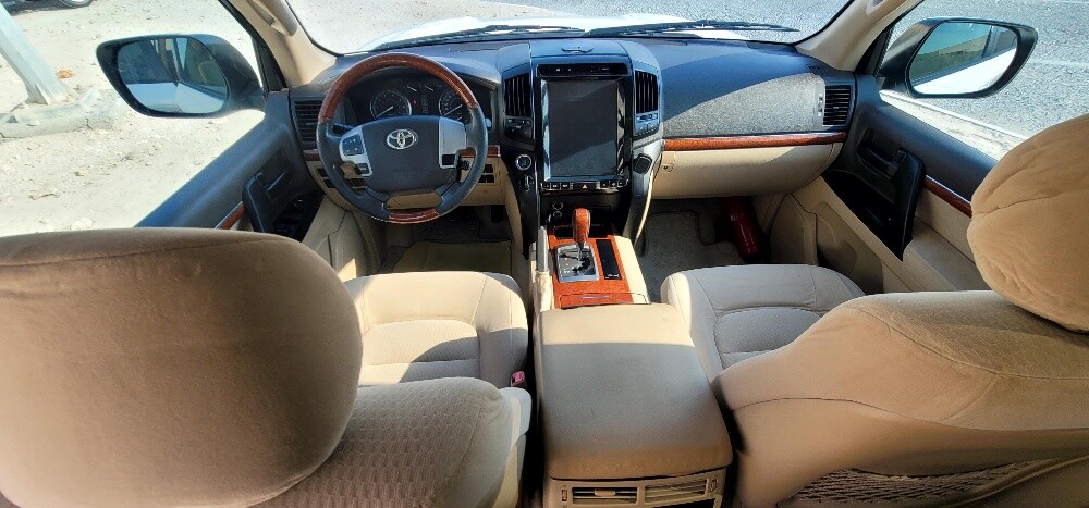 Land Cruiser GXR V8 2012 - 9