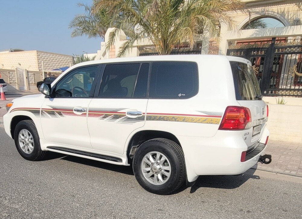 Land Cruiser GXR V8 2012 - 3